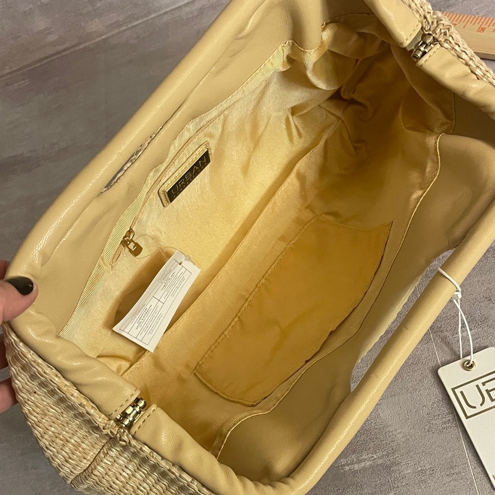 Pearl-Embellished Straw Clutch Bag in Natural - Picture 7 of 9